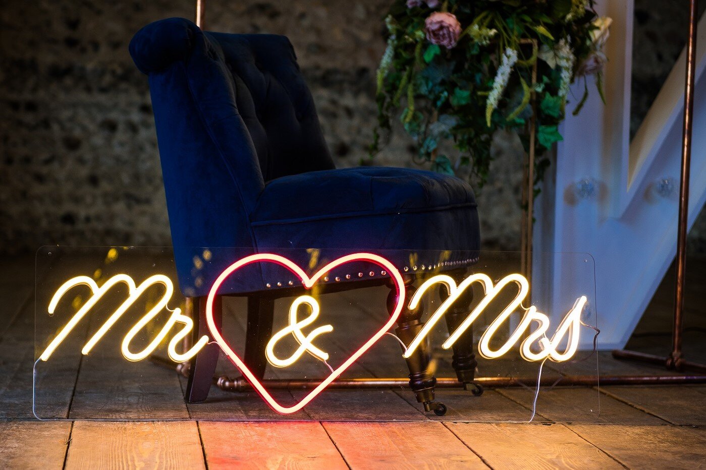 Mr. & Mrs. Sign