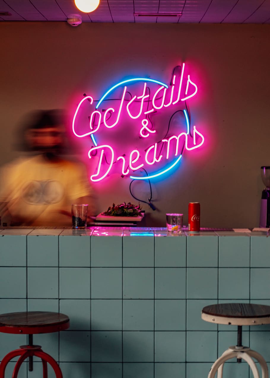neon cocktail sign factory